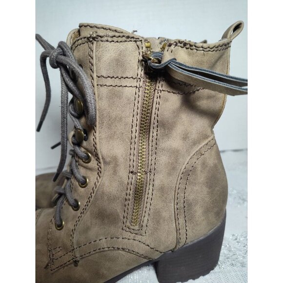 Report Martin‎ Boots Womens 7.5 Side Zip Block Heel Round Toe Lace Detail Brown - Picture 7 of 14